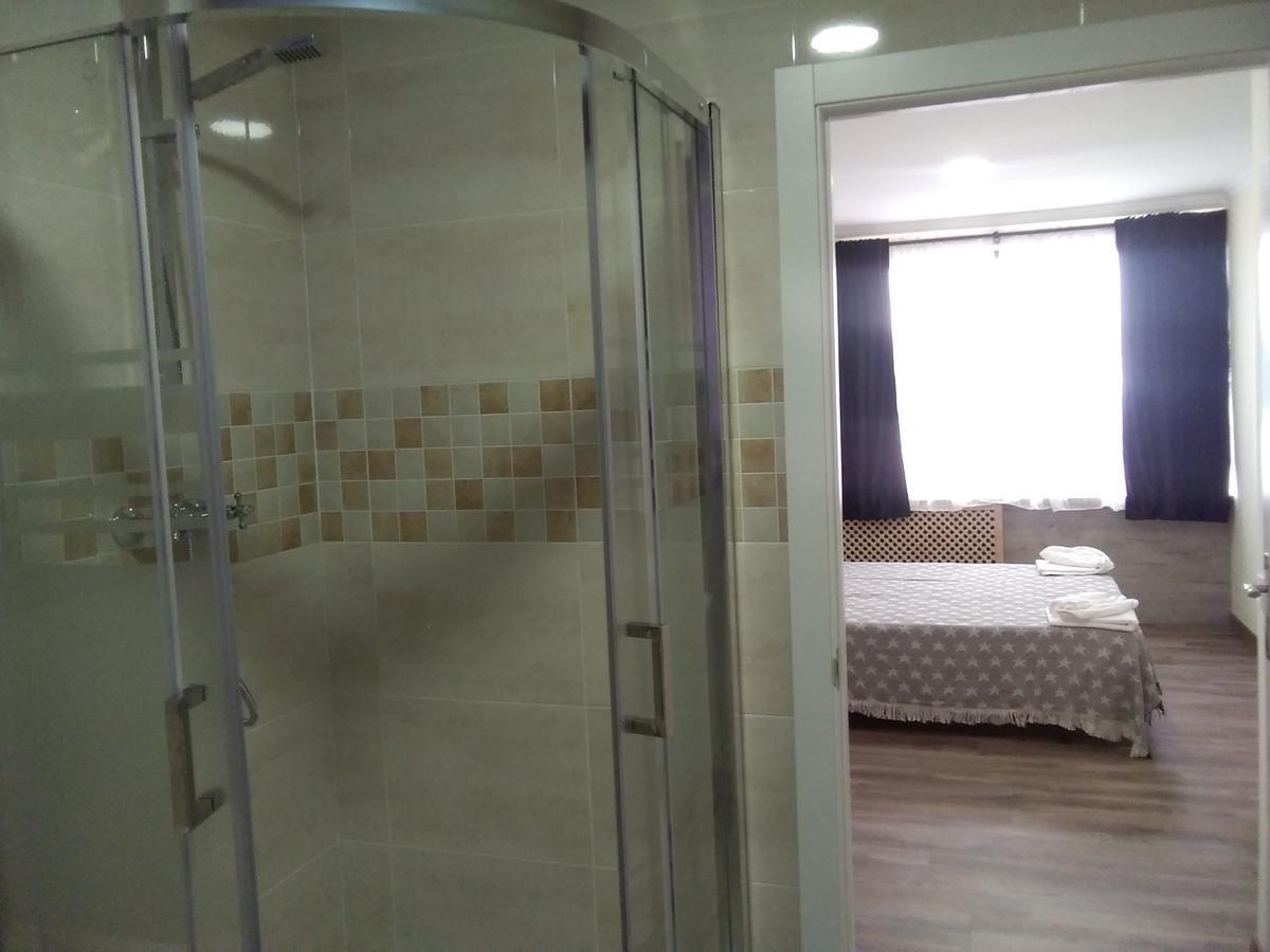 Pension Fonda Suiza Reus Exterior foto